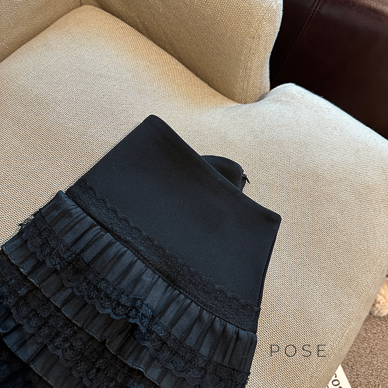 Maliah Tiered Lace Mini Skirt [9JUR73LS]