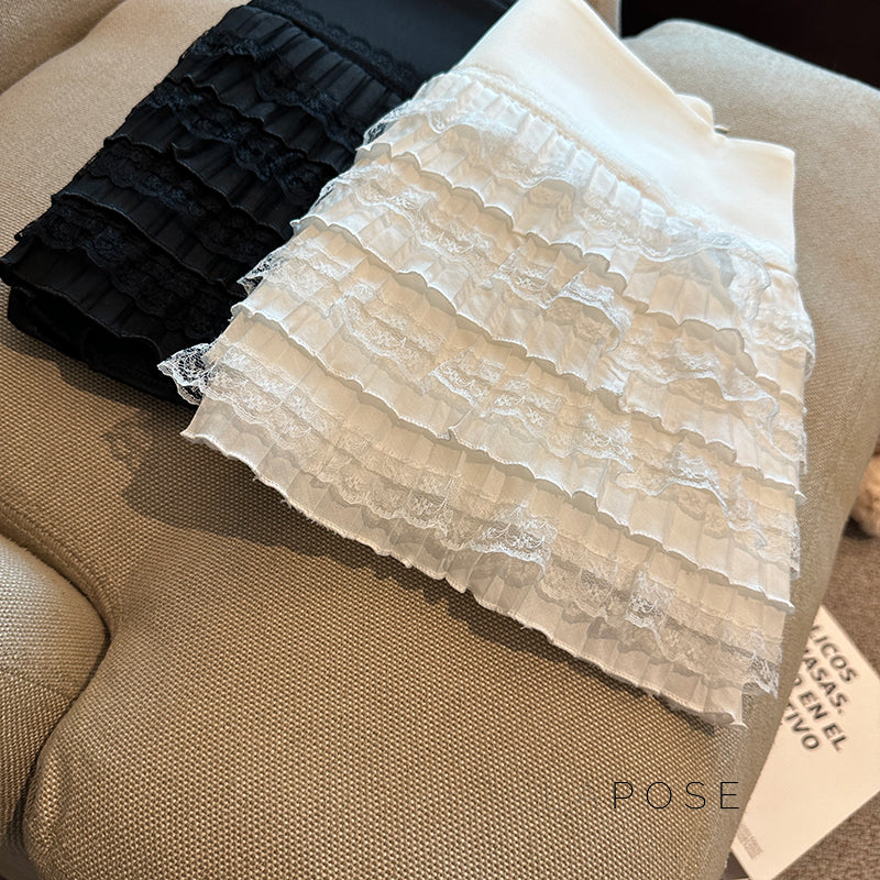 Maliah Tiered Lace Mini Skirt [80K7RRD4]