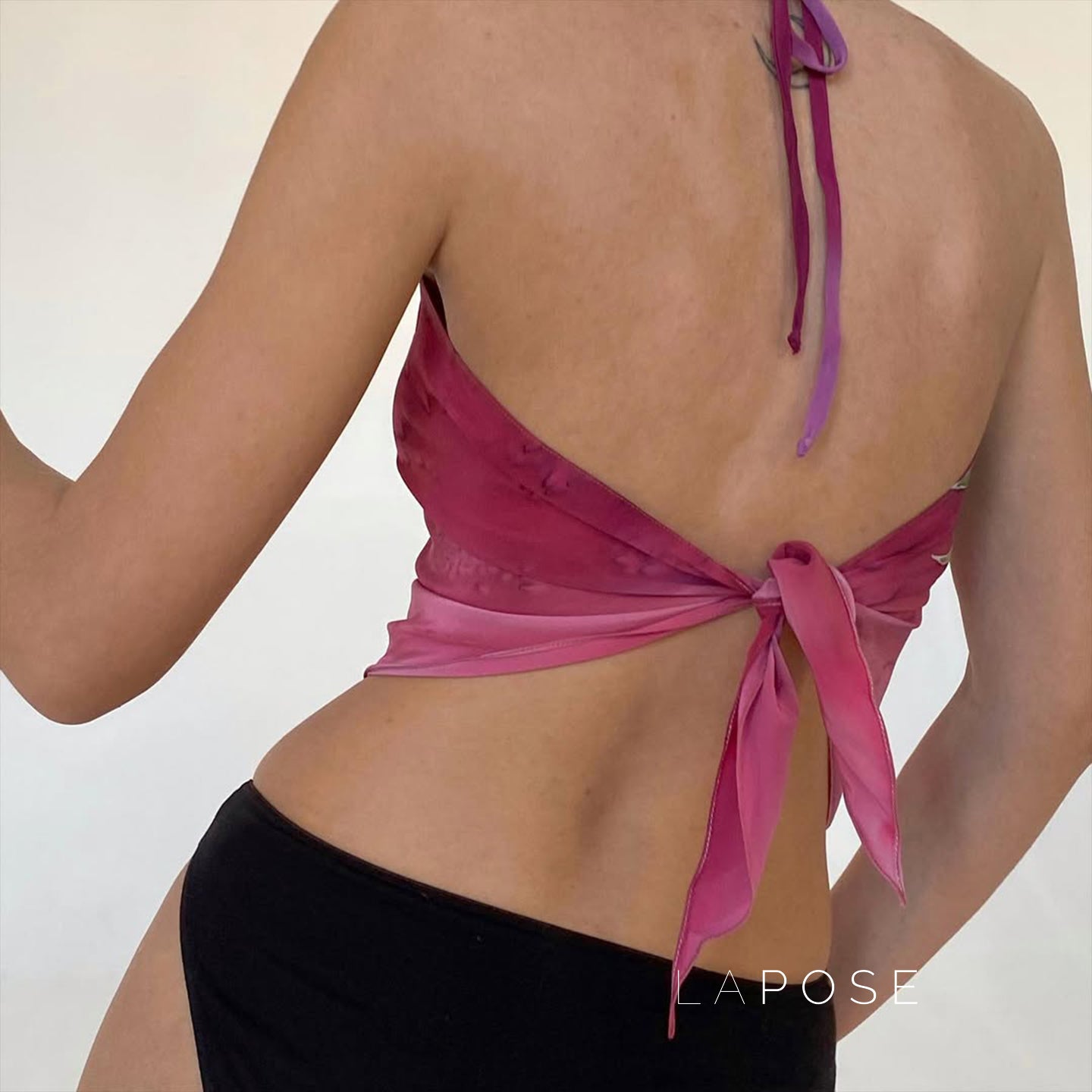 Mileena Smudged Floral Halter Top [BYIYFHC2]