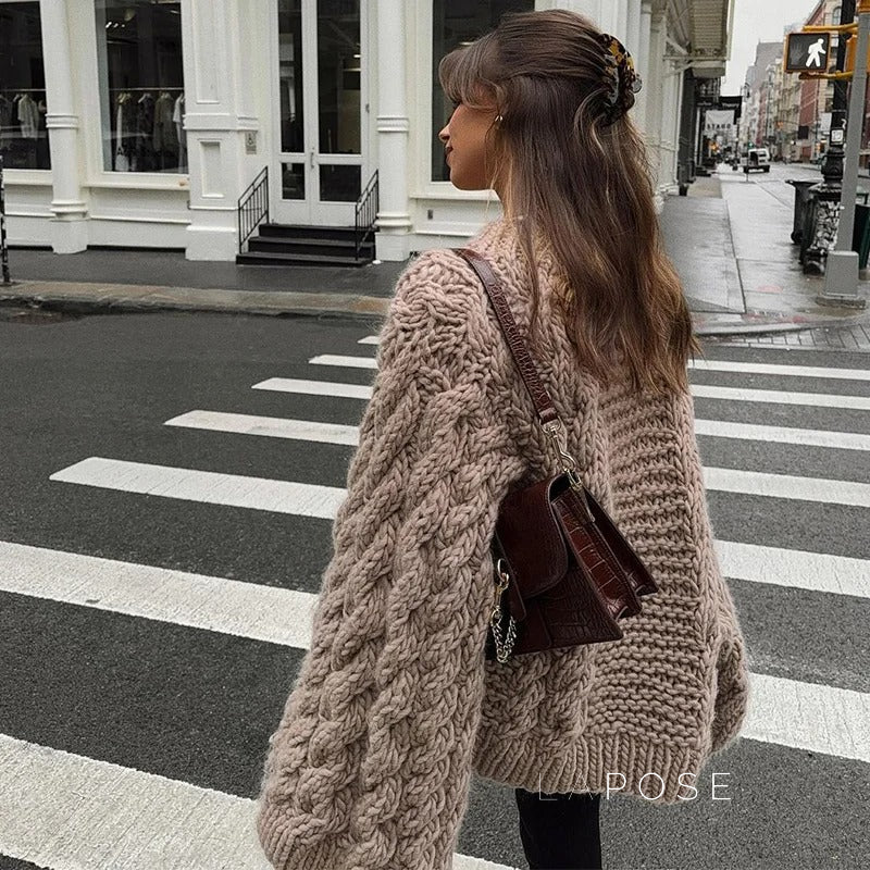 Miyanna Cable Knit Lantern Sweater [UO343LSH]