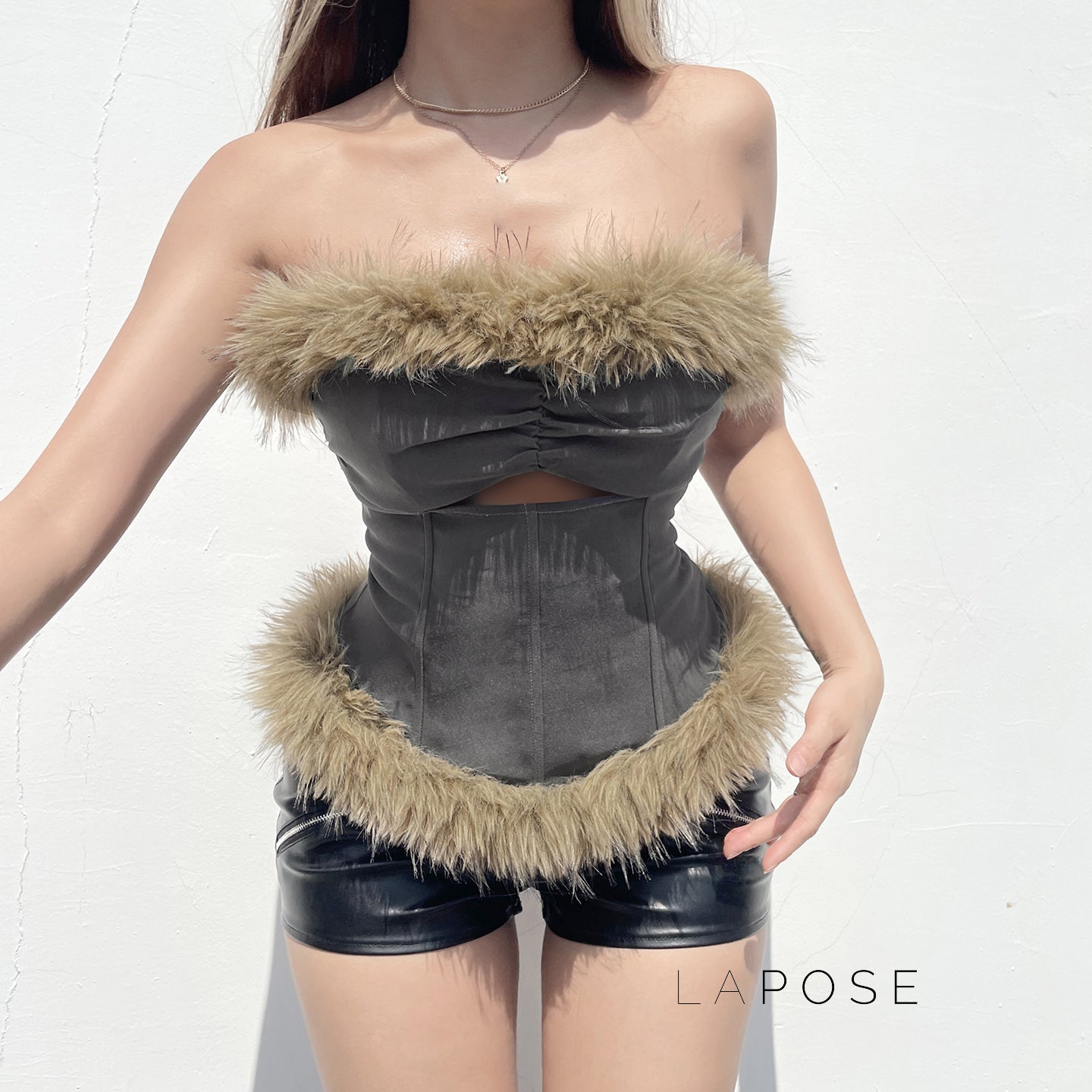 Montserrat Faux Fur Halter Top [ZBYK4X9K]