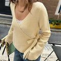 Nalayah V-Neck Tie Knit Top [4AX0SIUO]