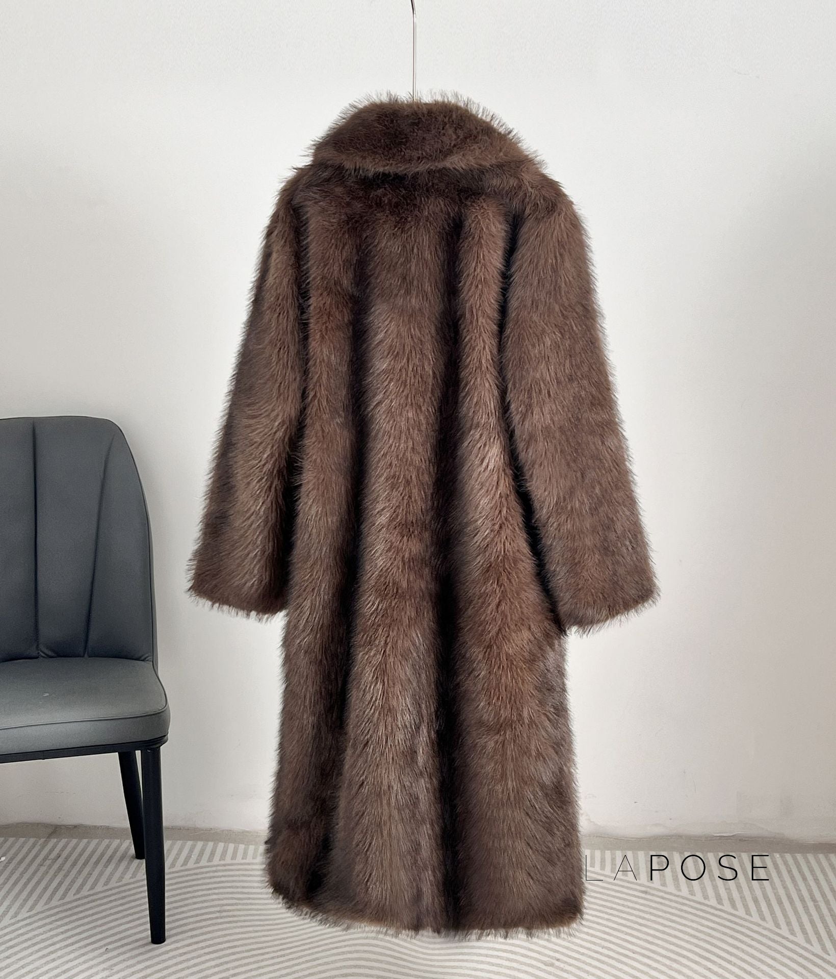 Nana Plush Faux Fur Coat [U6BX3648]
