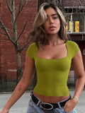 Nasra Flutter Sleeve Crop Top [NQIYTNU1]