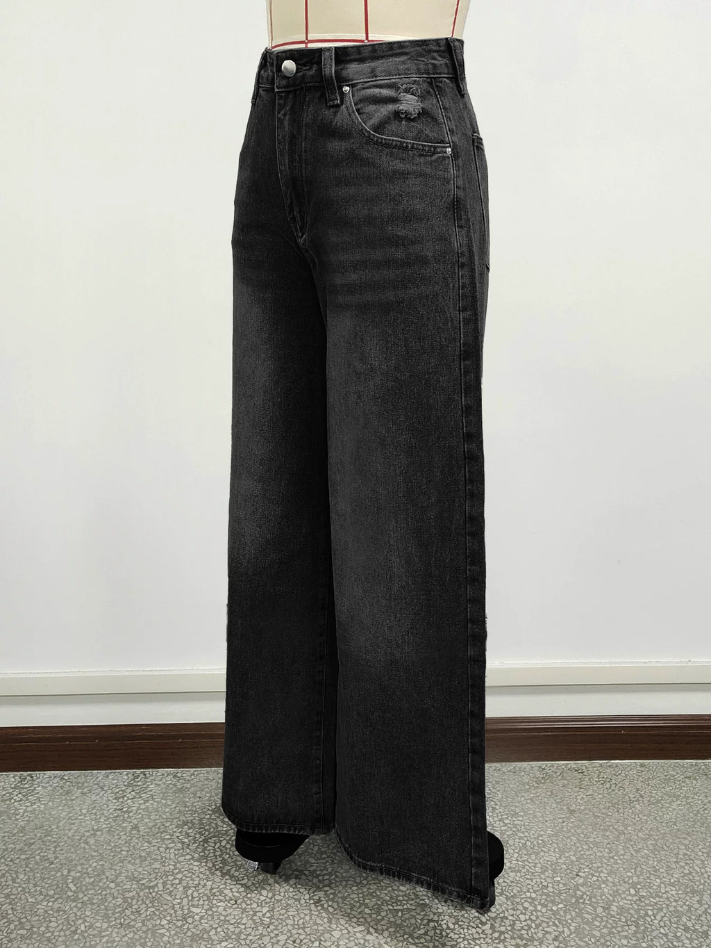 LaPose - Natalia Vintage Wash Wide Leg Jeans