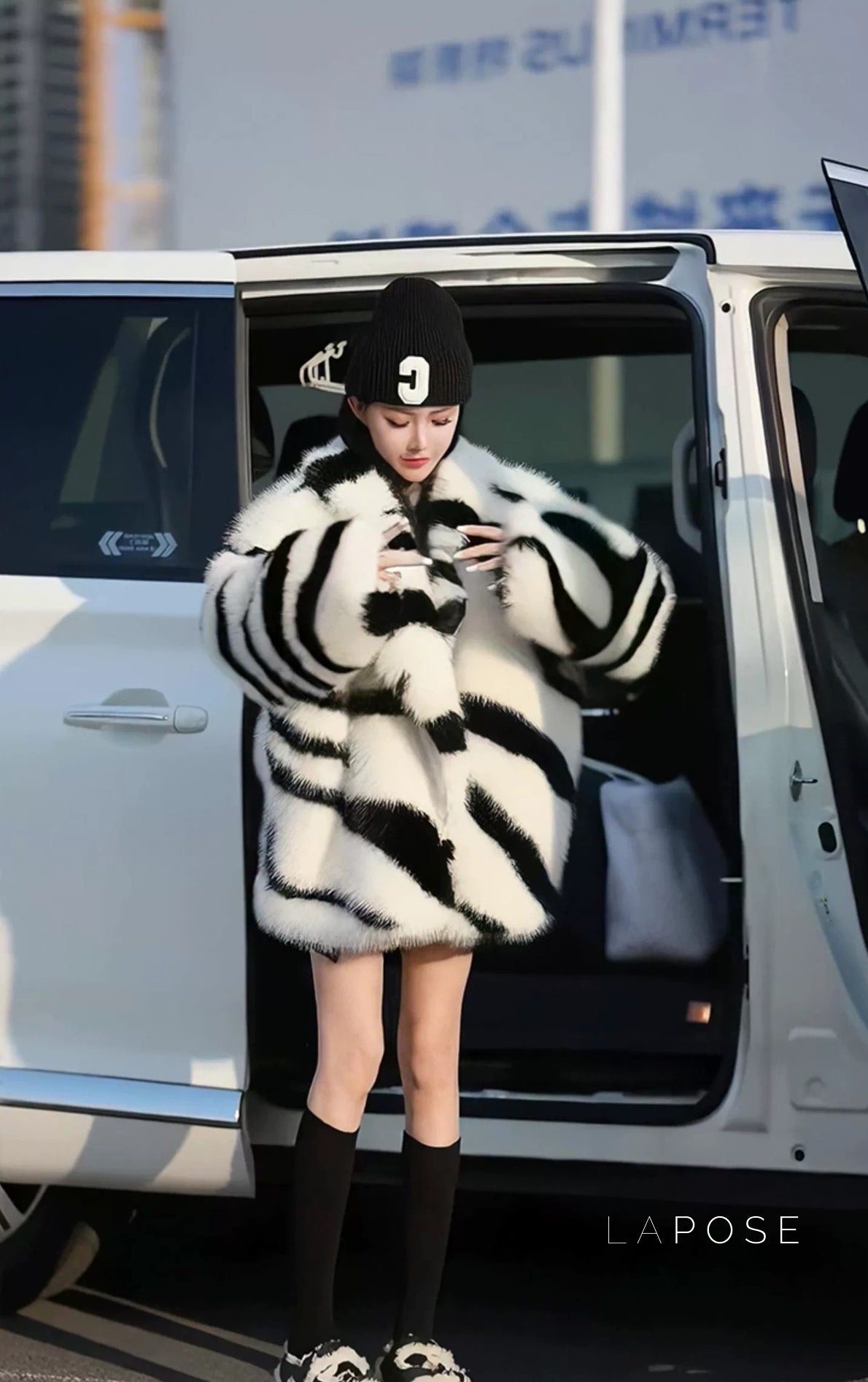 Nihira Zebra Faux Fur Coat [8J4XXFAT]