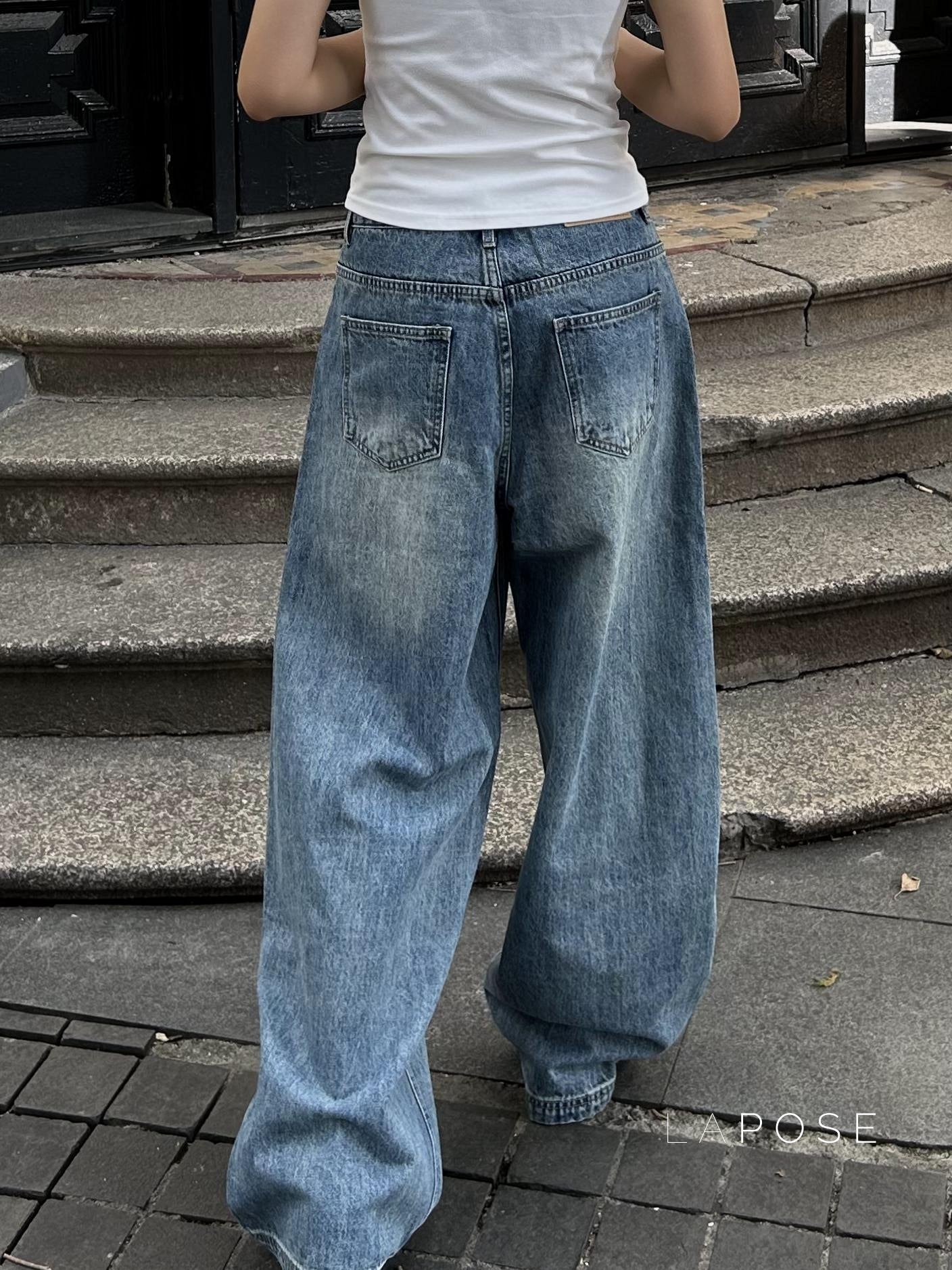 Nimrat Retro Wide-Leg Jeans [M0ASOS8X]
