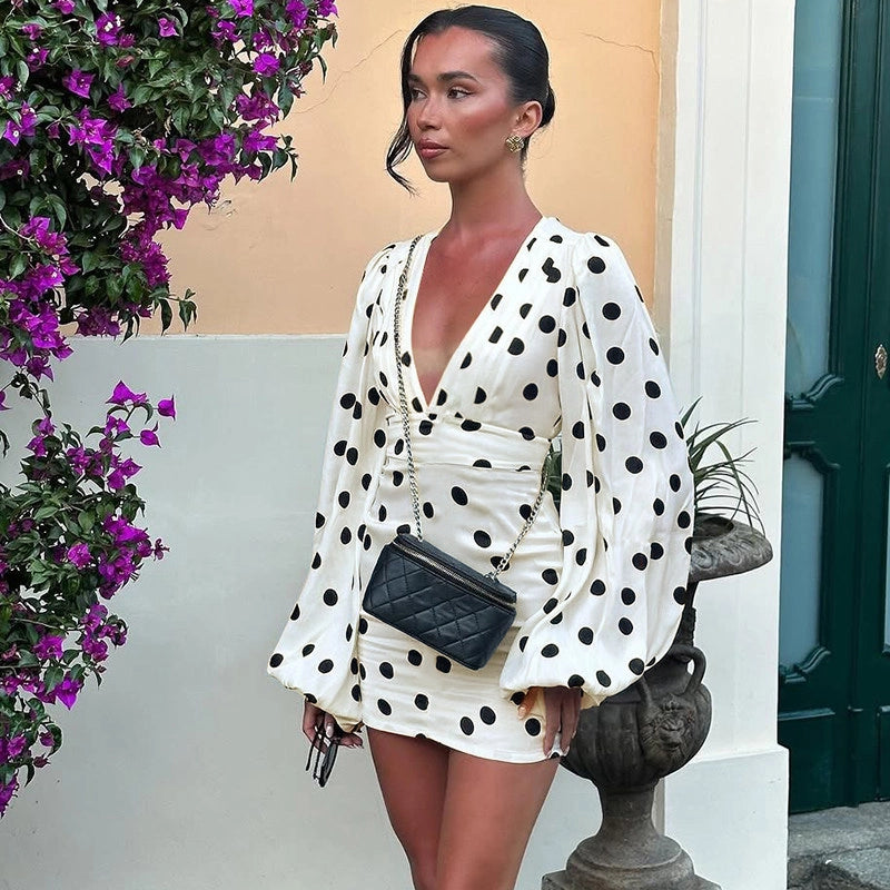 Polka Dot Bell Sleeve Mini Dress [TT5MLKX4]