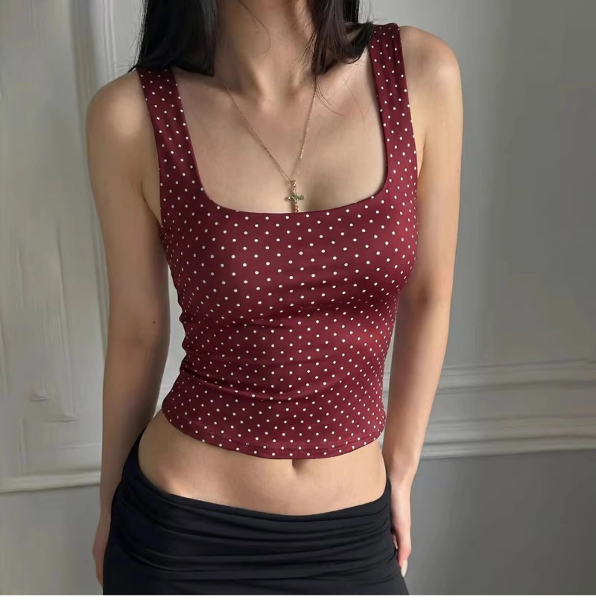 Polka Dot Square Neck Camisole [CY8S8M4Y]