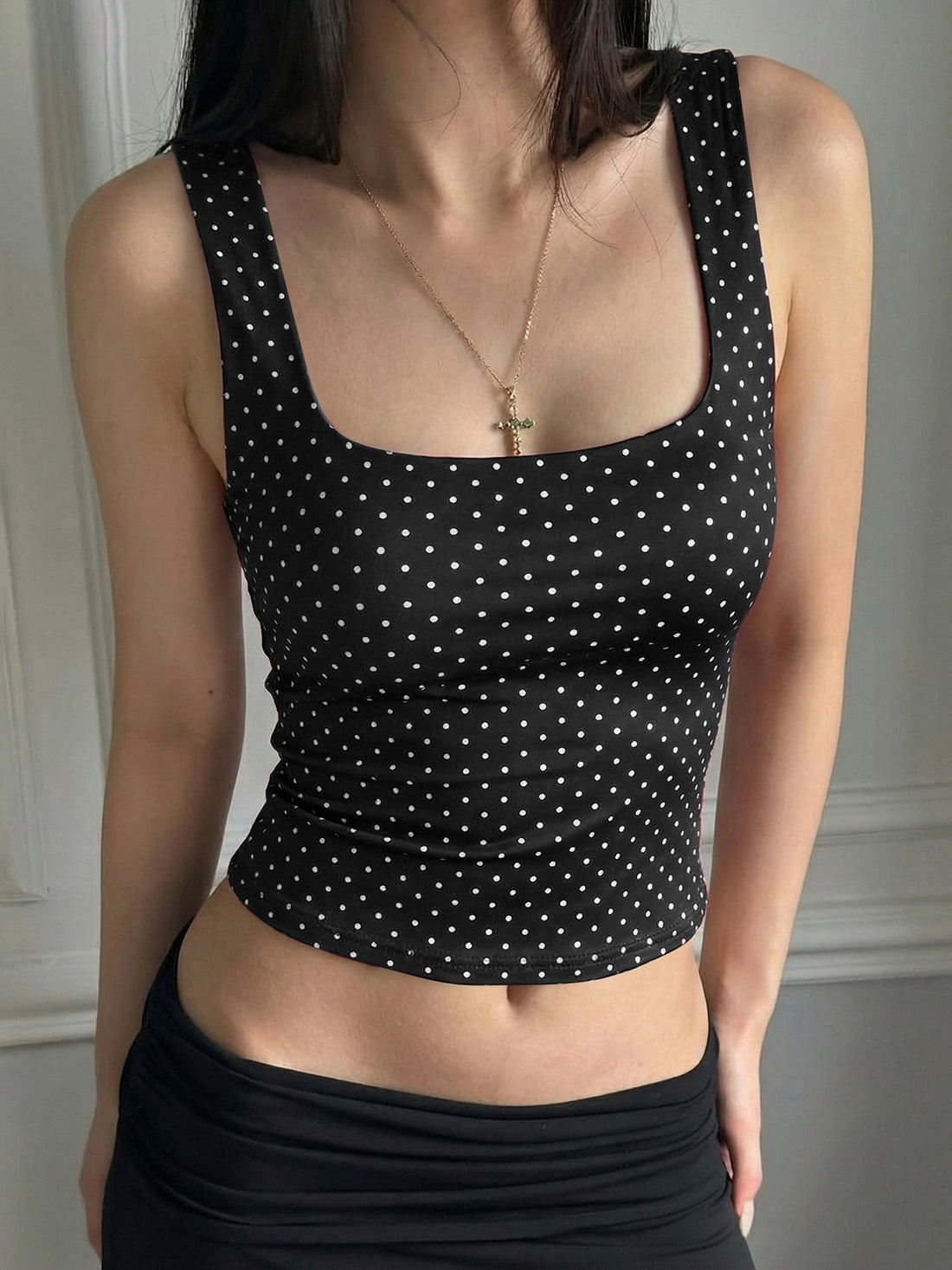 Polka Dot Square Neck Crop Top [O8WCY7QK]