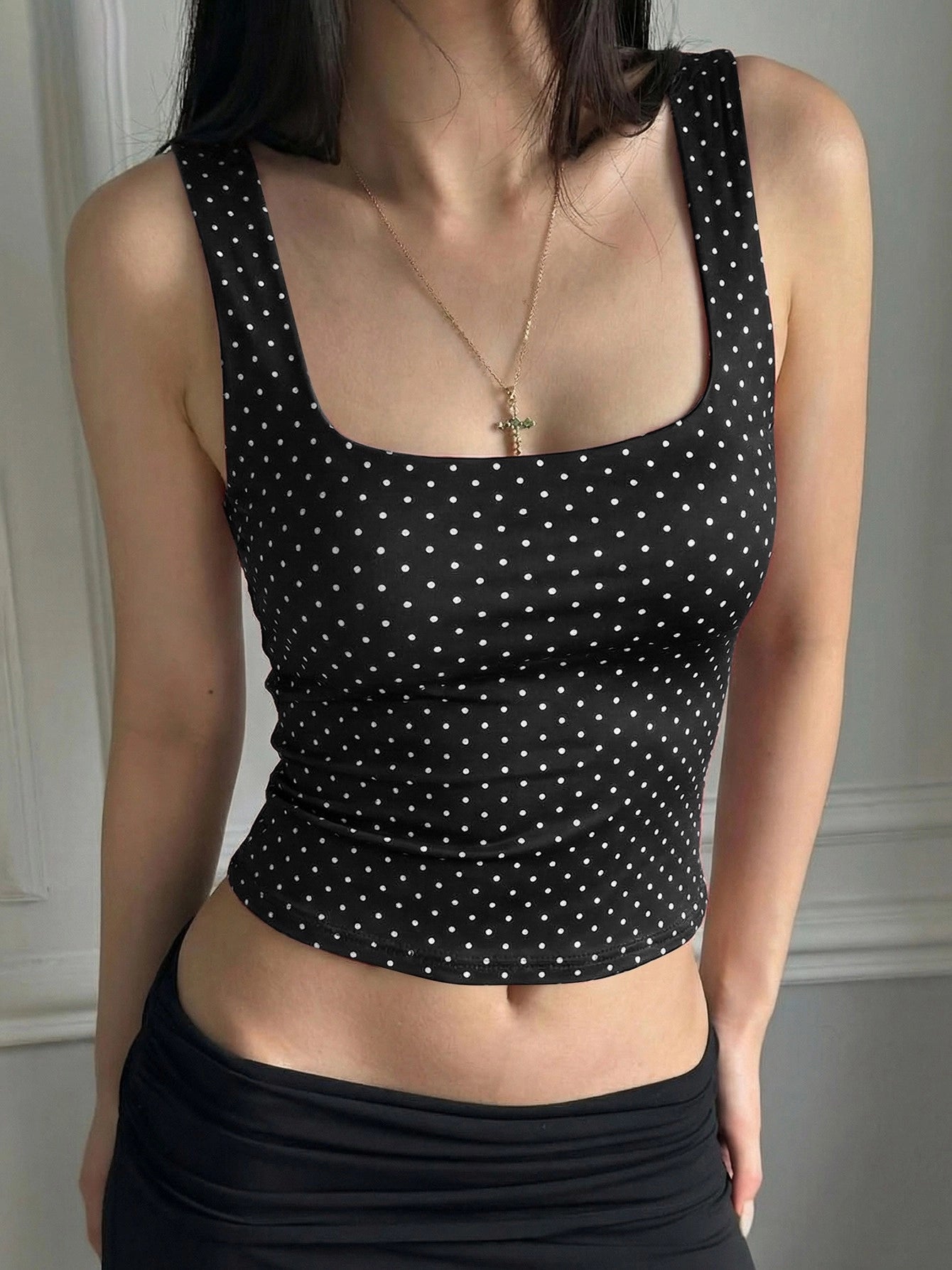 Polka Dot Square Neck Crop Top [O8WCY7QK]