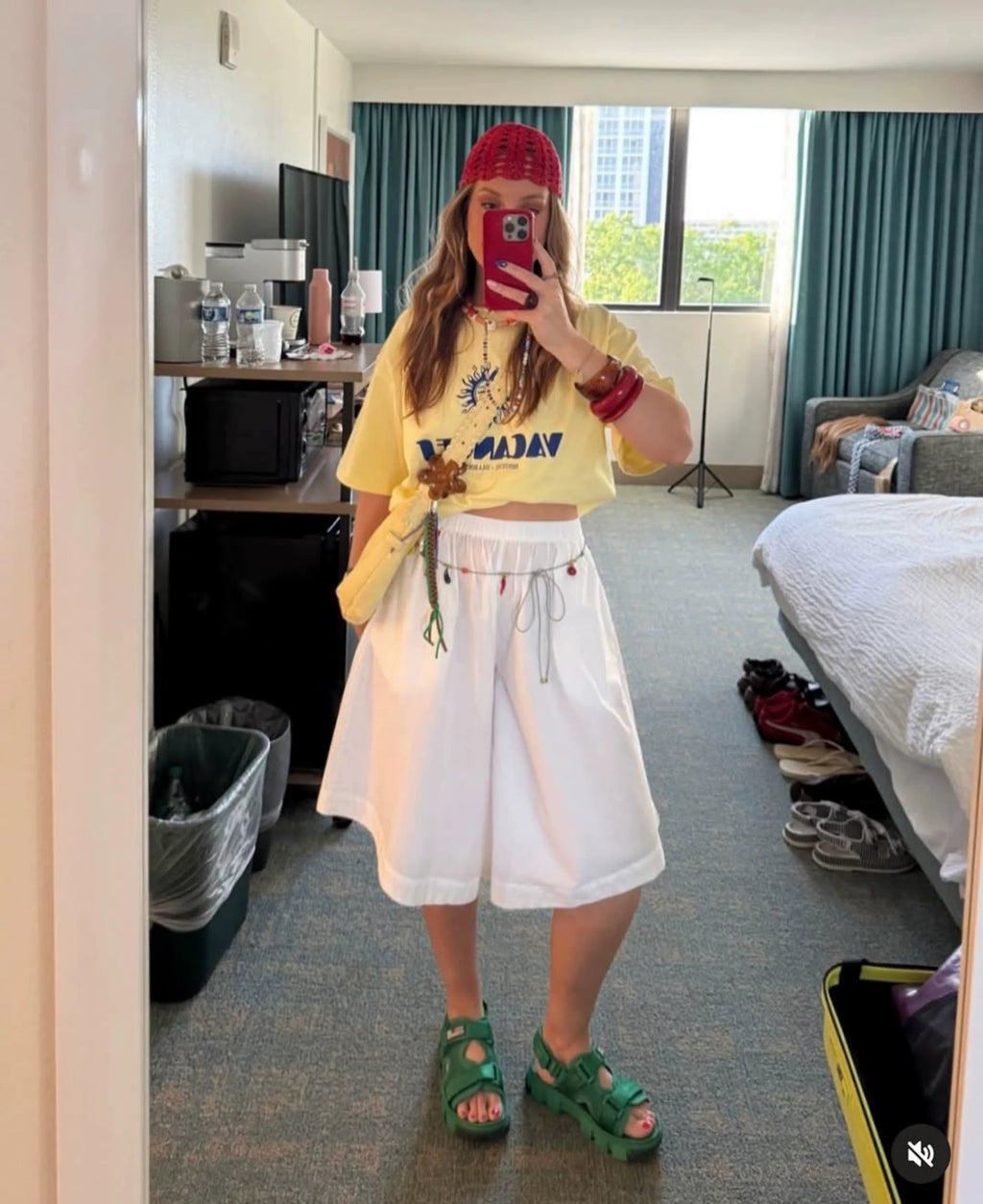 Queen Oversized Graphic Sun T-Shirt