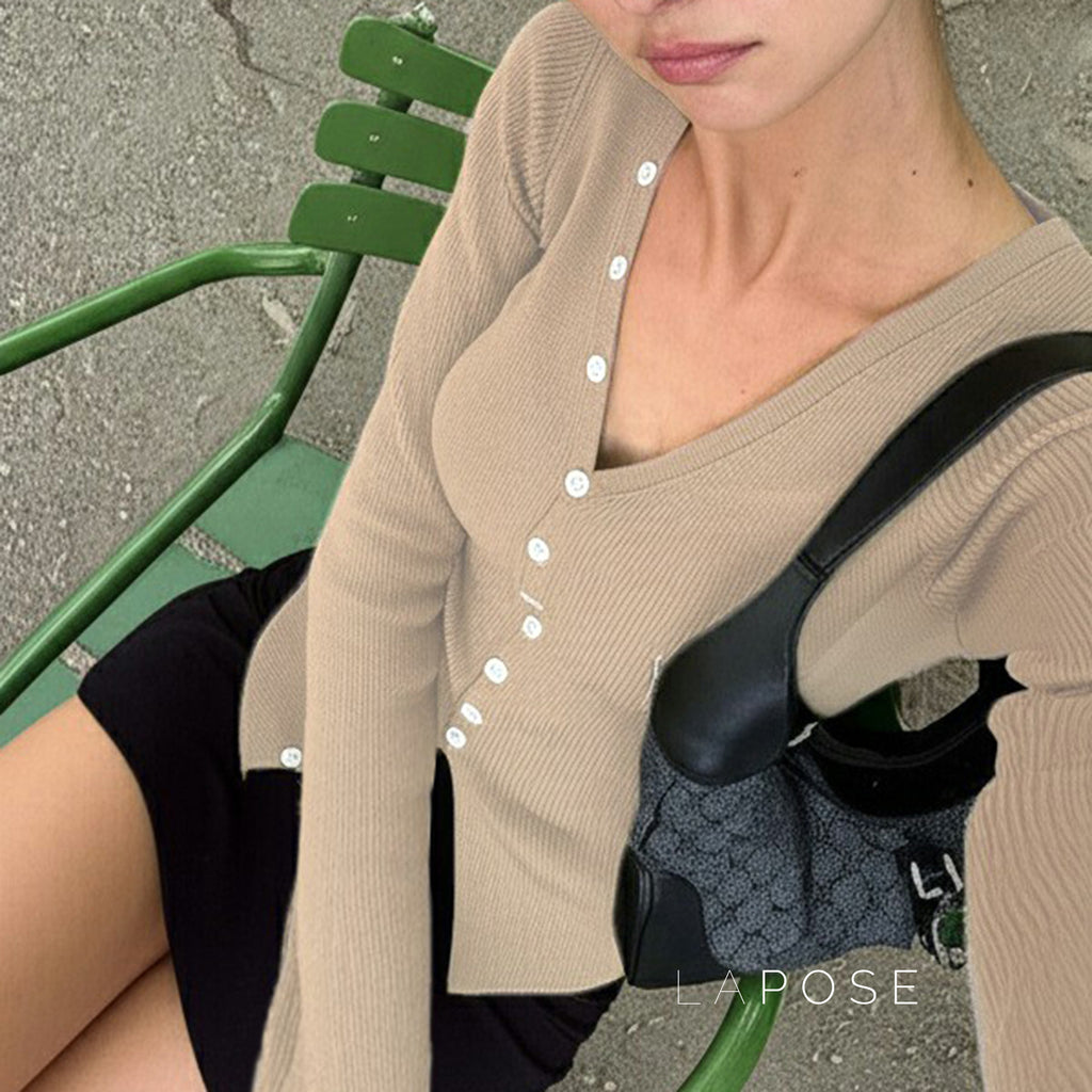 Quetzalli Button-Up Knit Top [A8MWNPOP]