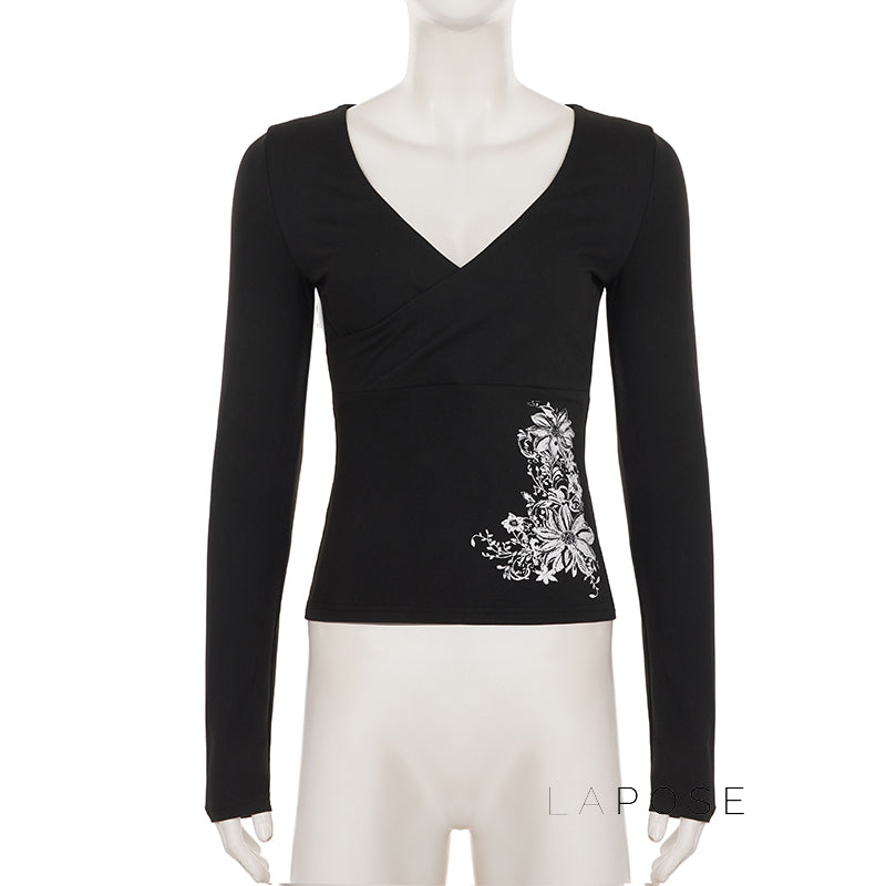 Raylan Floral V-Neck Top [O5XLANB7]