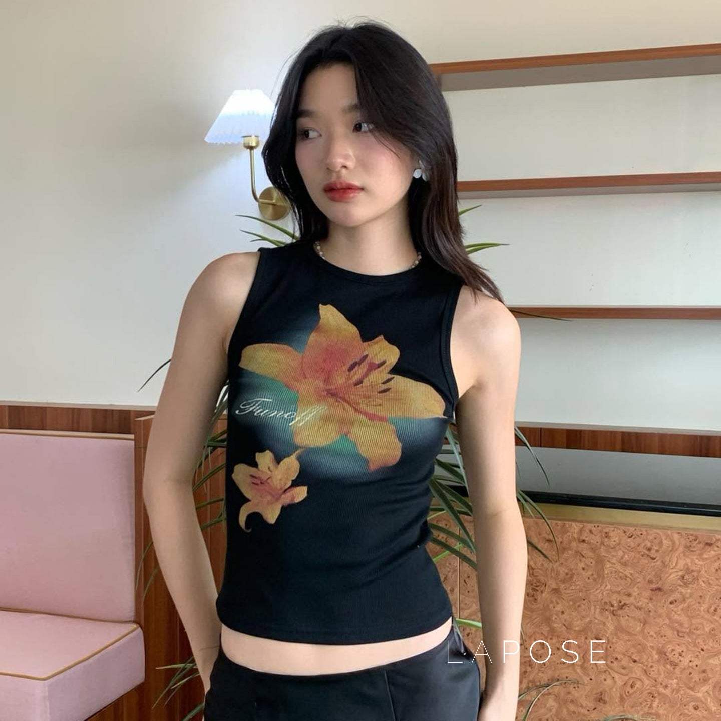 Razan Abstract Print Crop Top [SM7JTQ3P]