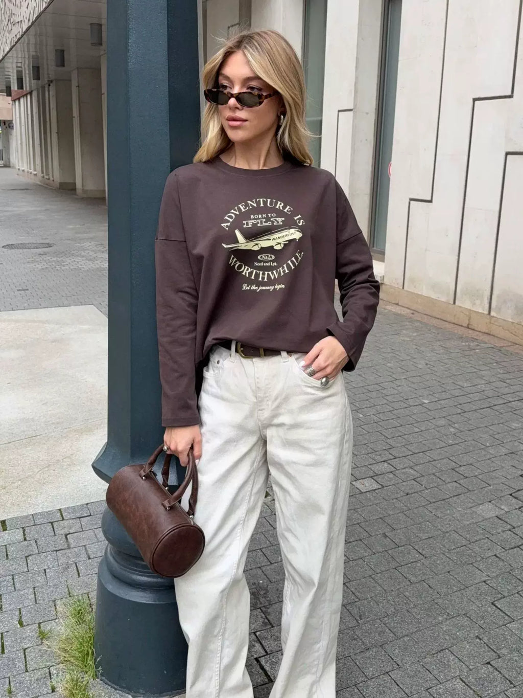 LaPose - Royal Oversized Graphic Long Sleeve T-Shirt
