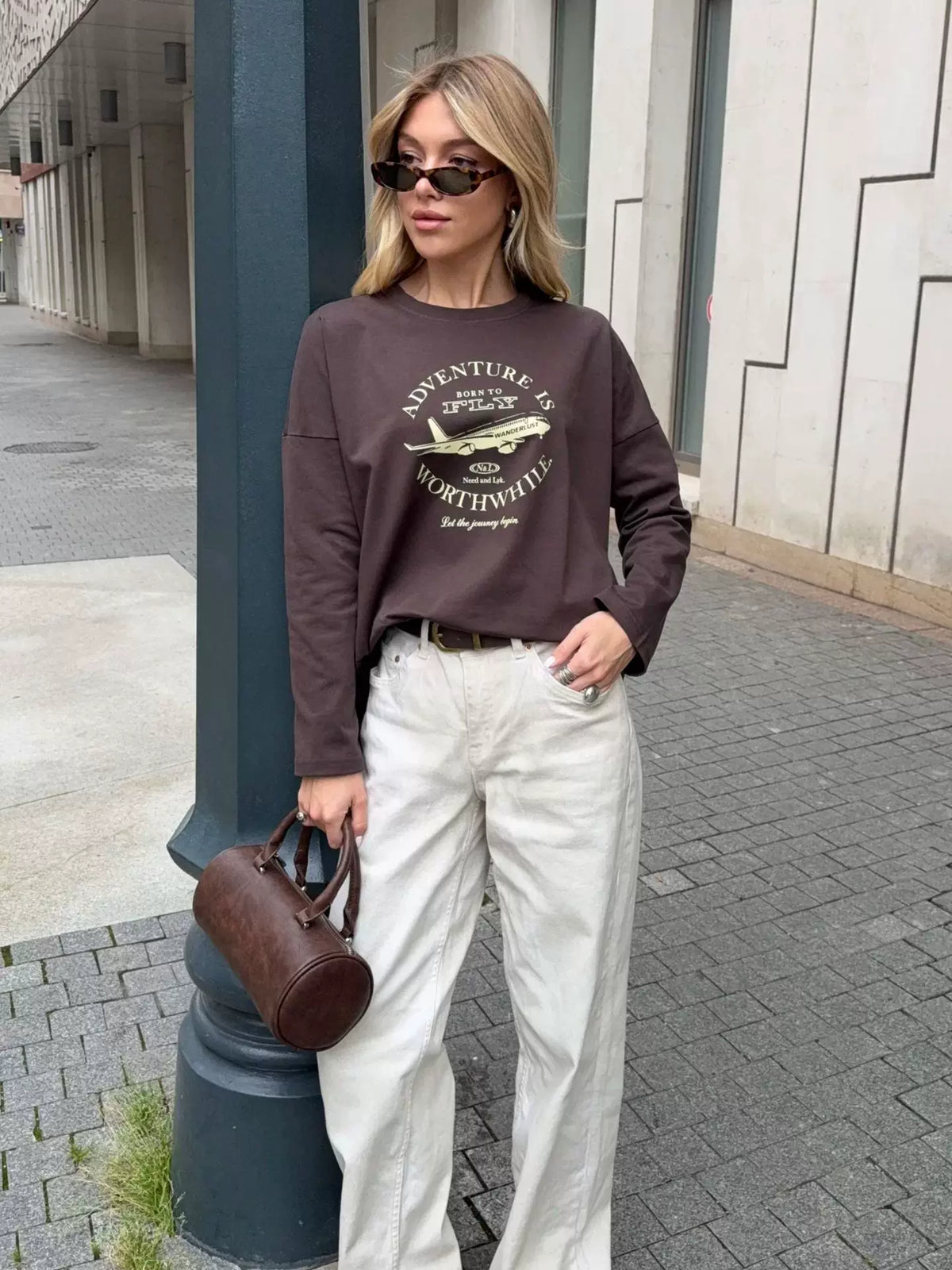 LaPose - Royal Oversized Graphic Long Sleeve T-Shirt