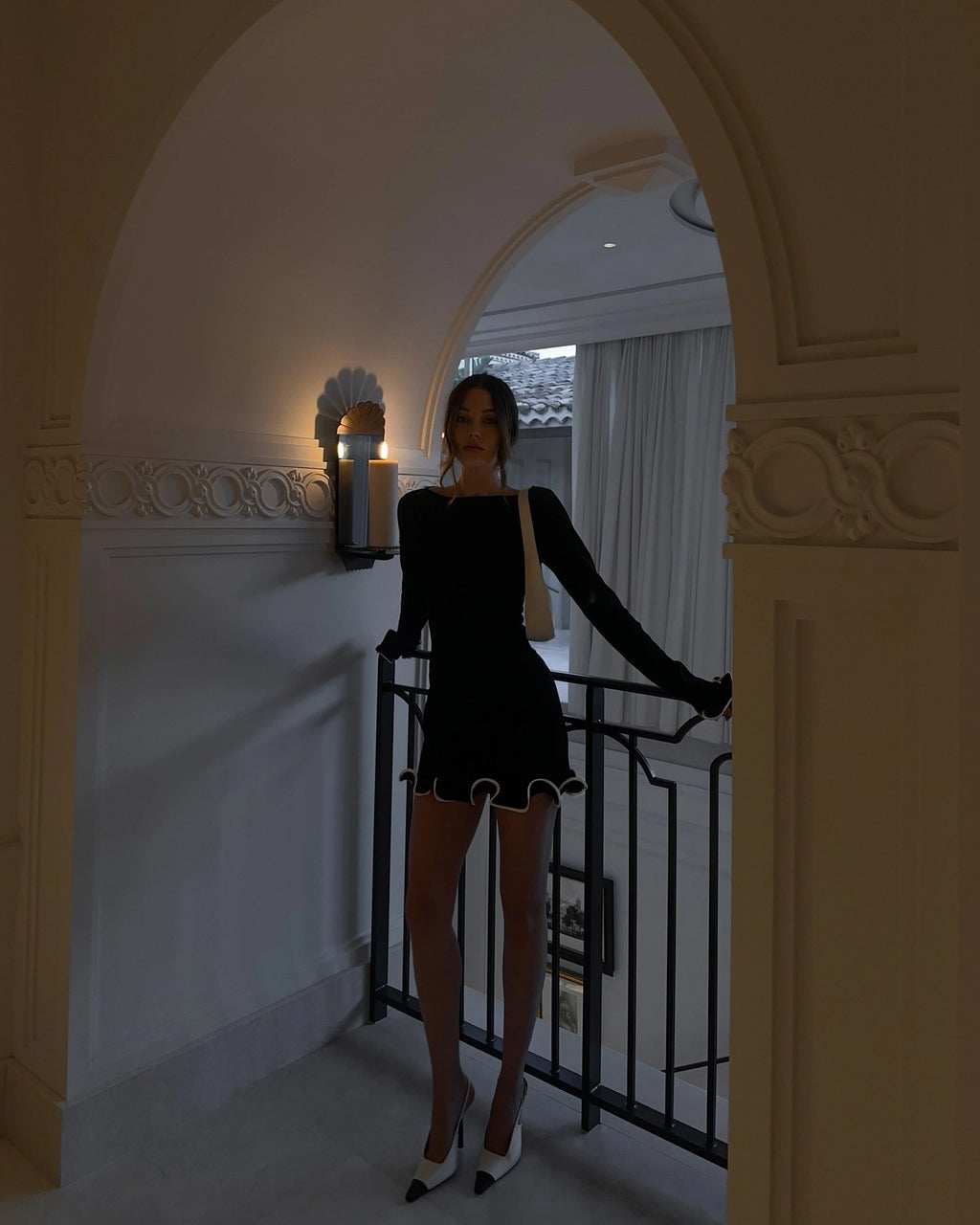 Ruffle Hem Long Sleeve Knit Mini Dress [GQSE0I0P]