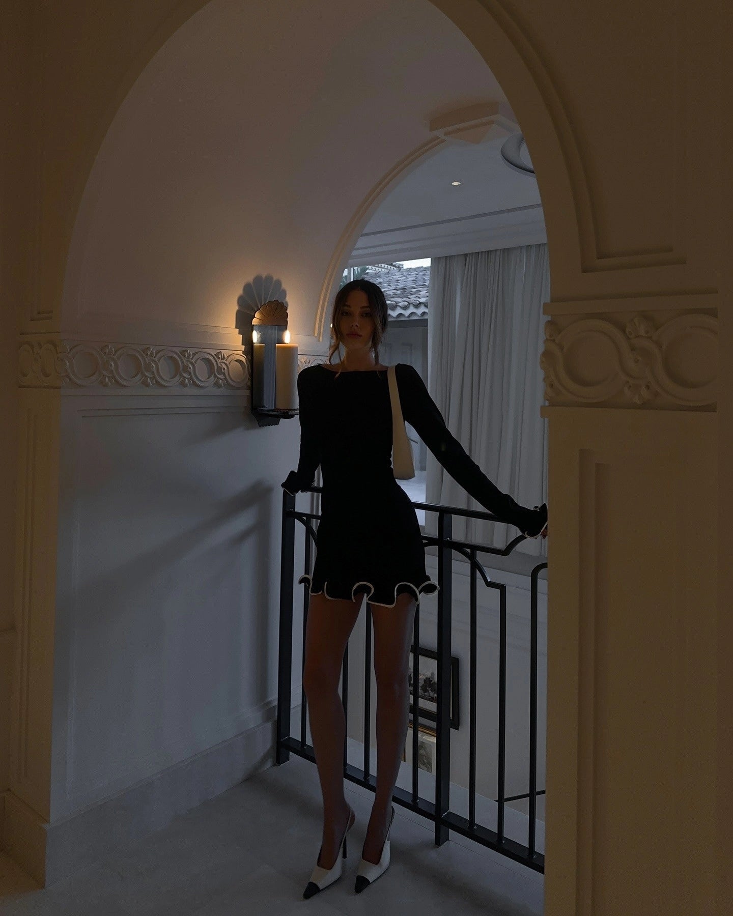 Ruffle Hem Long Sleeve Knit Mini Dress [GQSE0I0P]