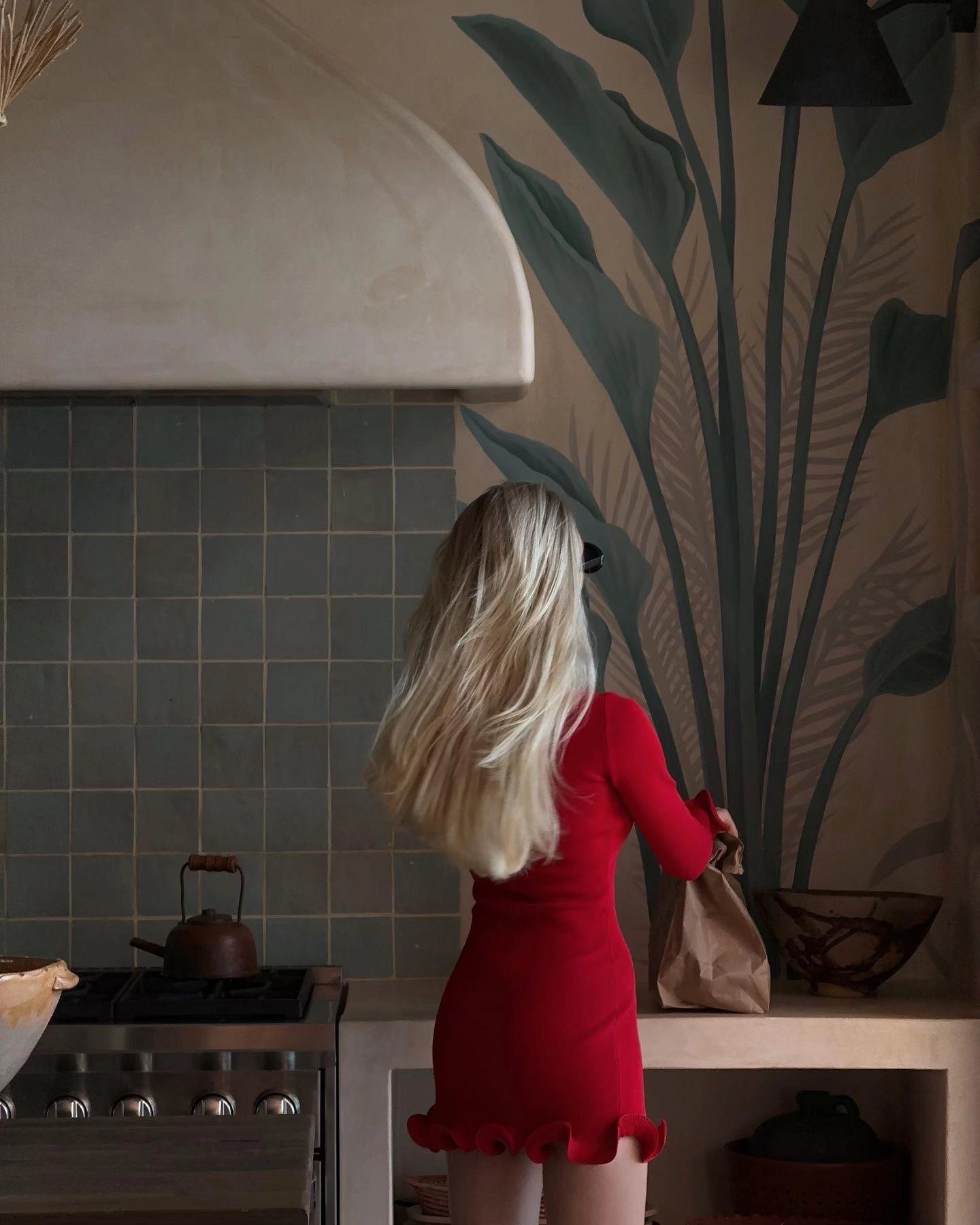 Ruffle Hem Long Sleeve Knit Mini Dress [FV6PQQ23]