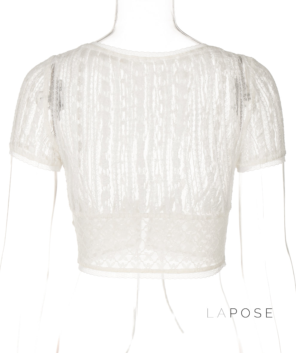 Rylann Lace Button Crop Top [AAB9IWF7]