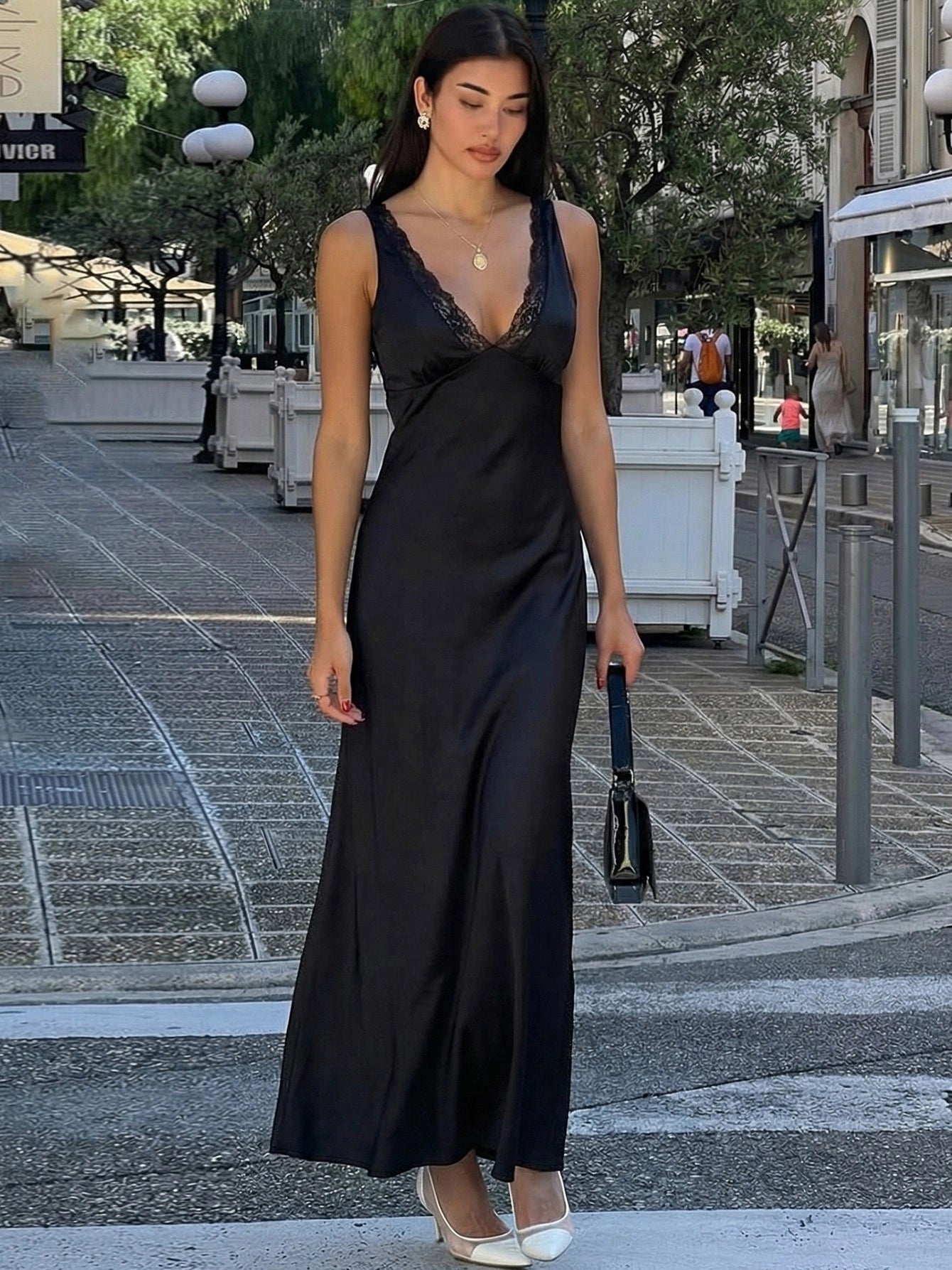 Satin Lace Spliced Maxi Dress [LX2S8K6Z]