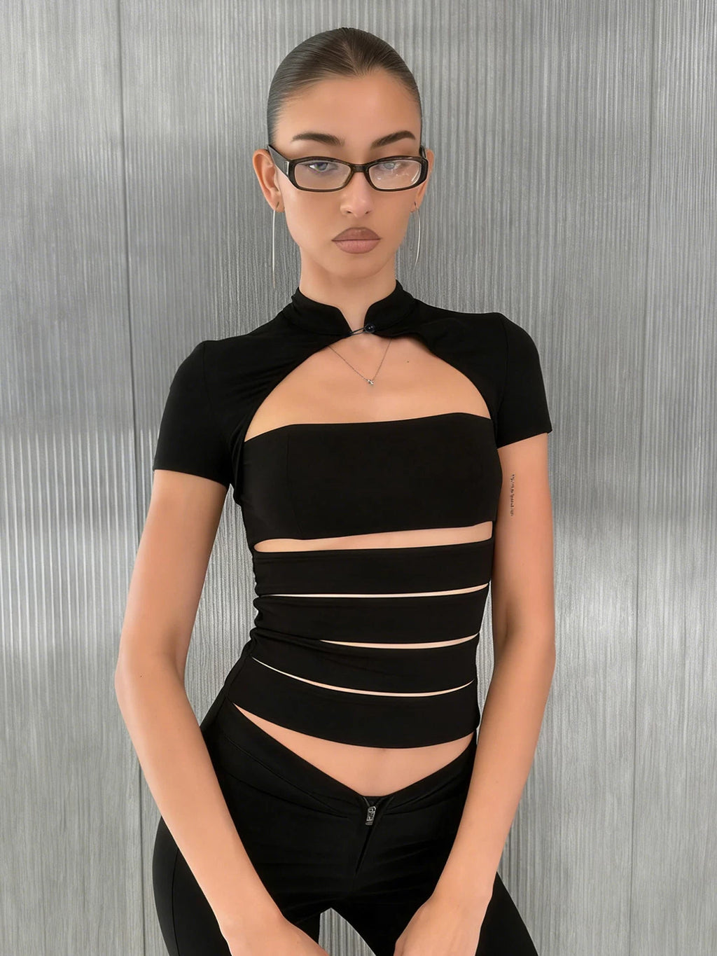 LaPose - Shauna Cutout Mandarin Collar Top