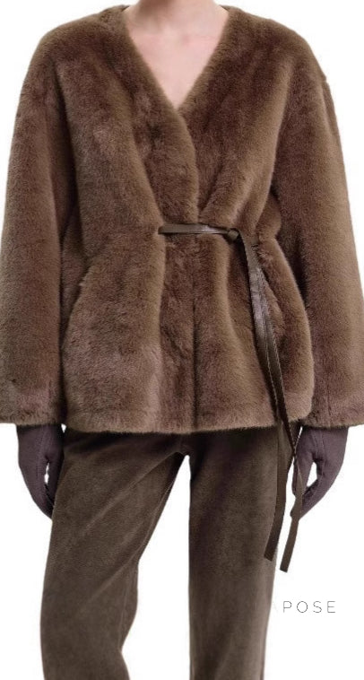 Talitha Plush Tie-Waist Jacket [K0RR7KVT]