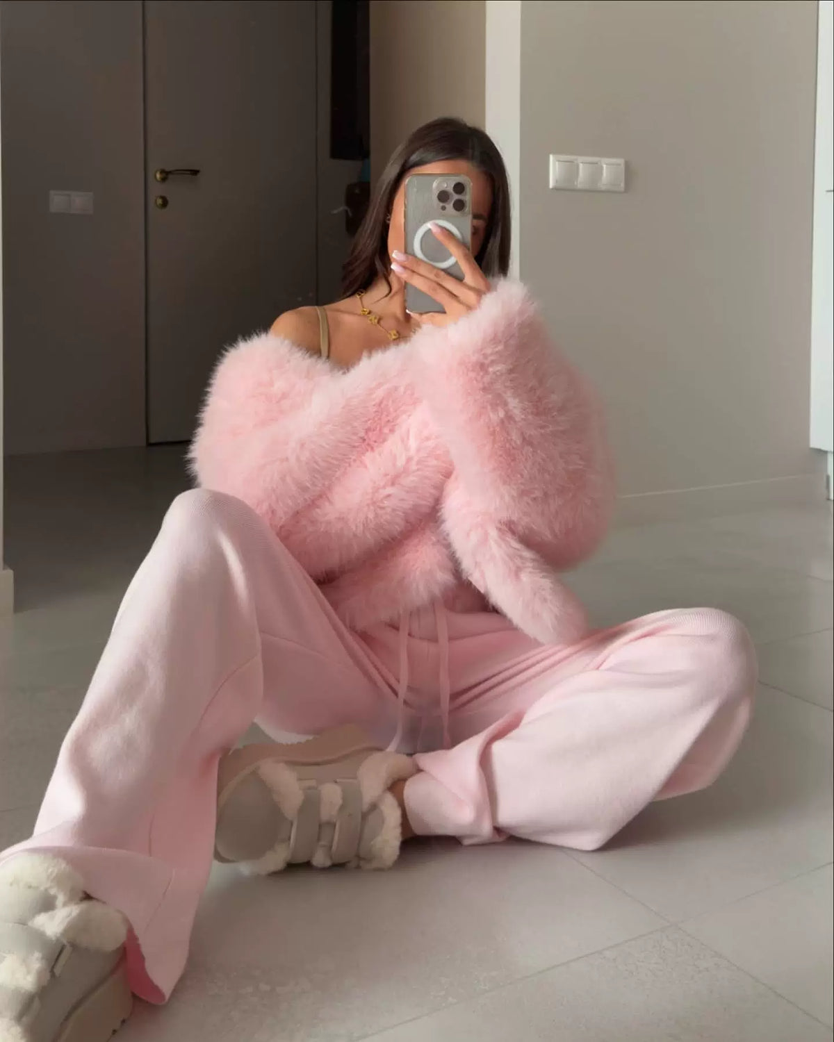 LaPose - Thora Plush Faux Fur Jacket - Pink Color