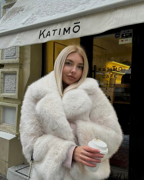 LaPose - Thora Plush Faux Fur Jacket - Creamy White Color