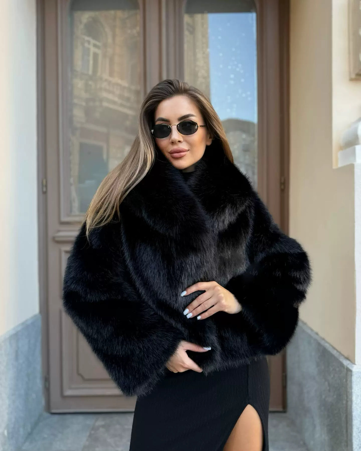 LaPose - Thora Plush Faux Fur Jacket - Black Color