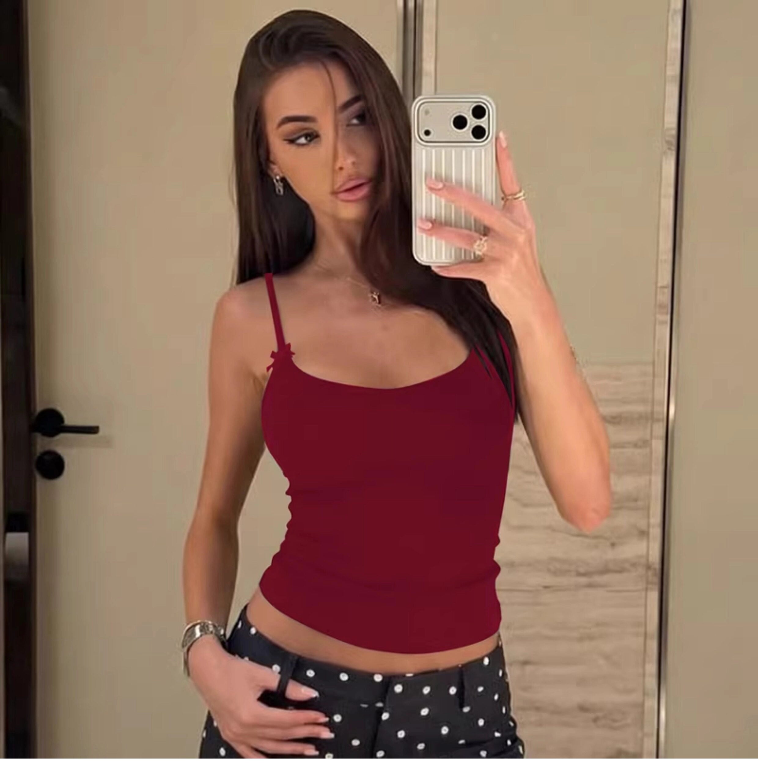 U-Neck Slim Fit Camisole [3QTPEJ42]