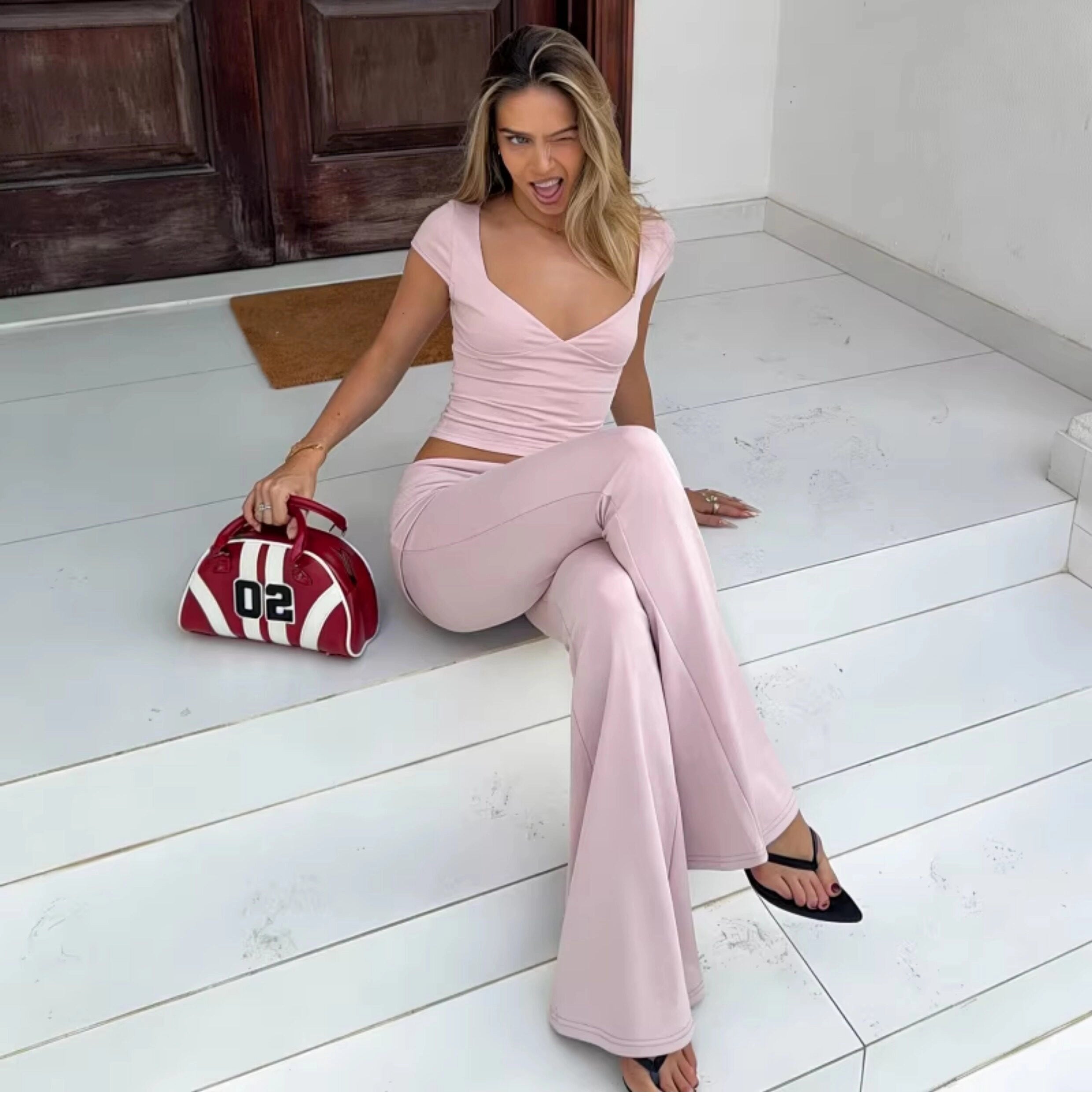 V-Neck Top & Flared Pants Set [BG9TYAPL]