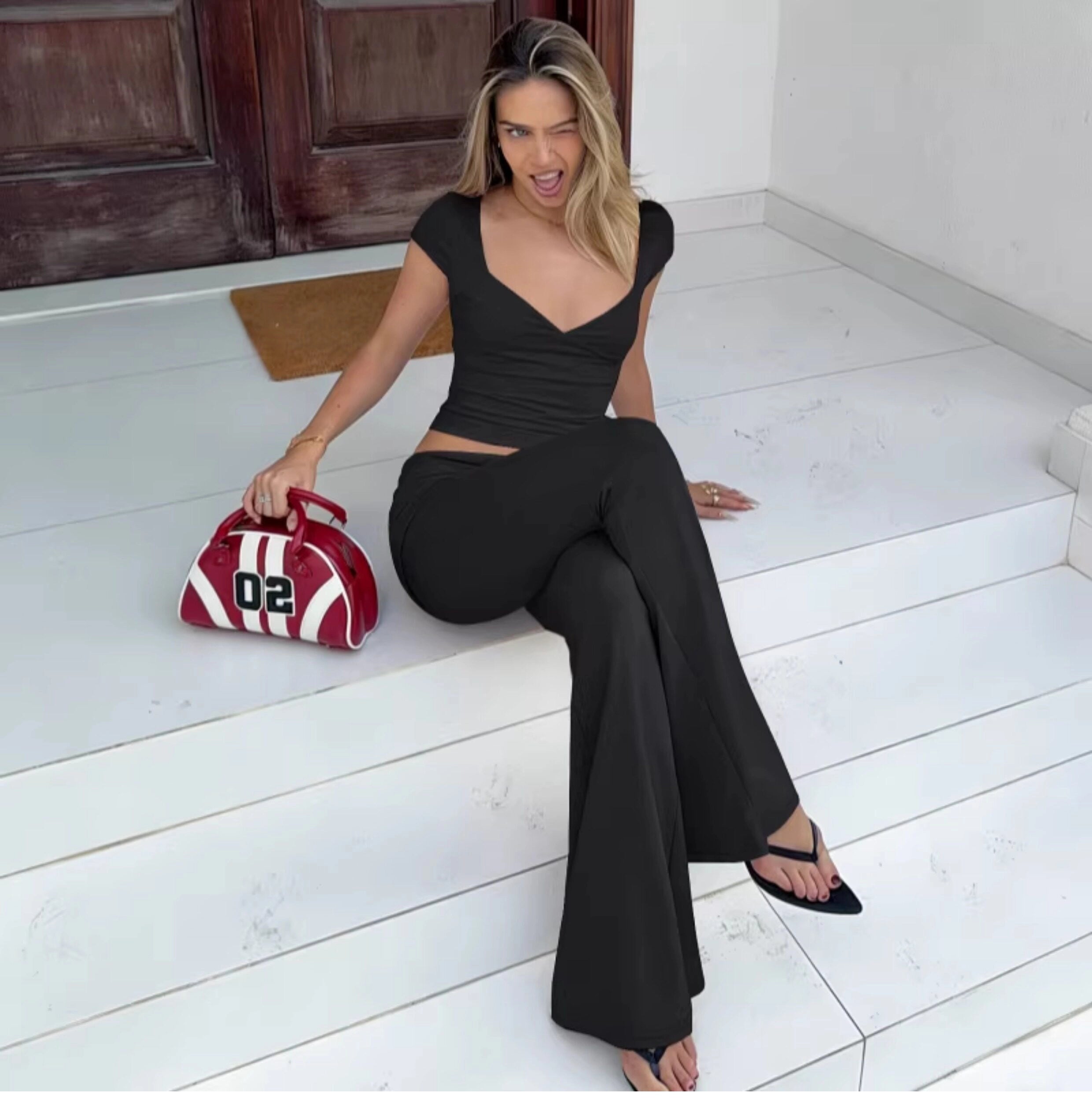 V-Neck Top & Flared Pants Set [JDV2FSZL]