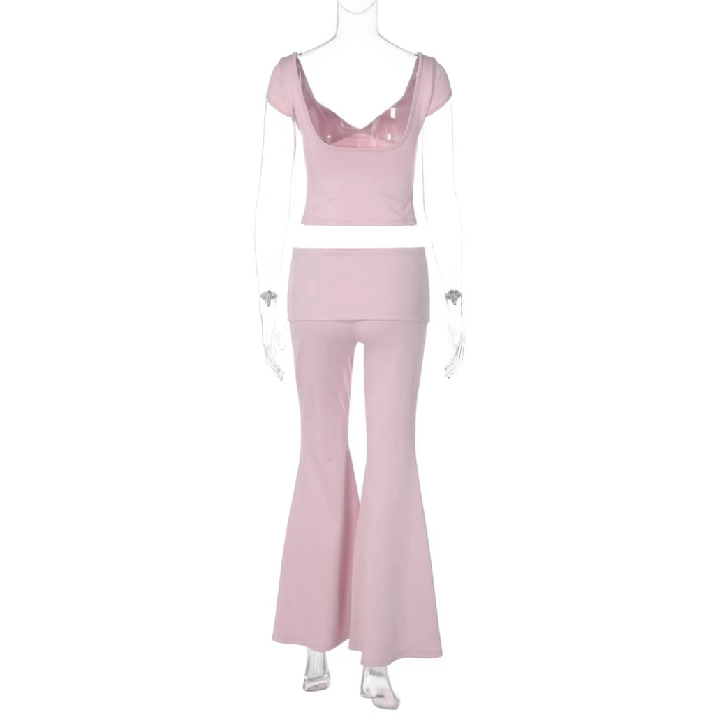 V-Neck Top & Flared Pants Set [WBQ7RC58]