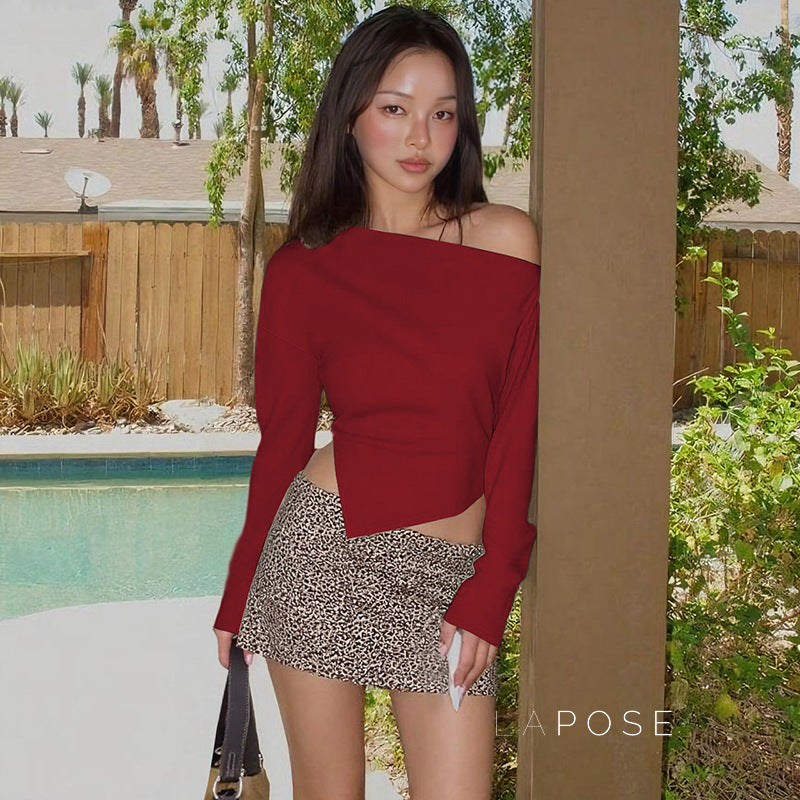 Valkyrie Asymmetric Slit Top [NMGQSHJK]