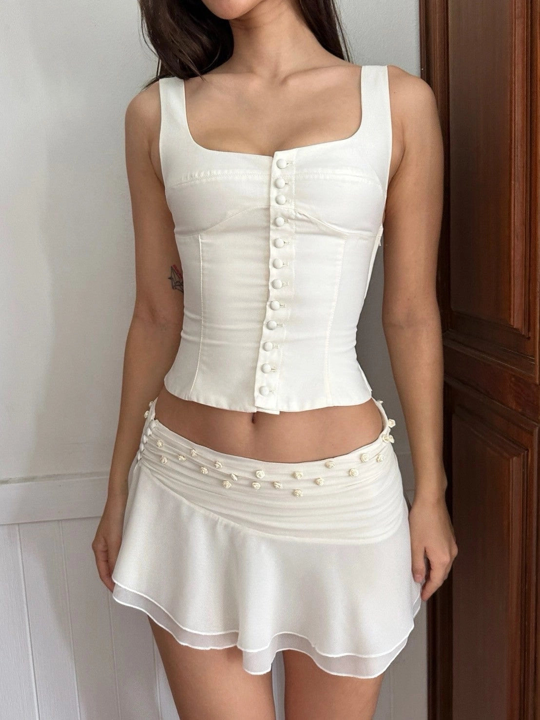 LaPose Zaliyah Rose Pleated Mini Skirt