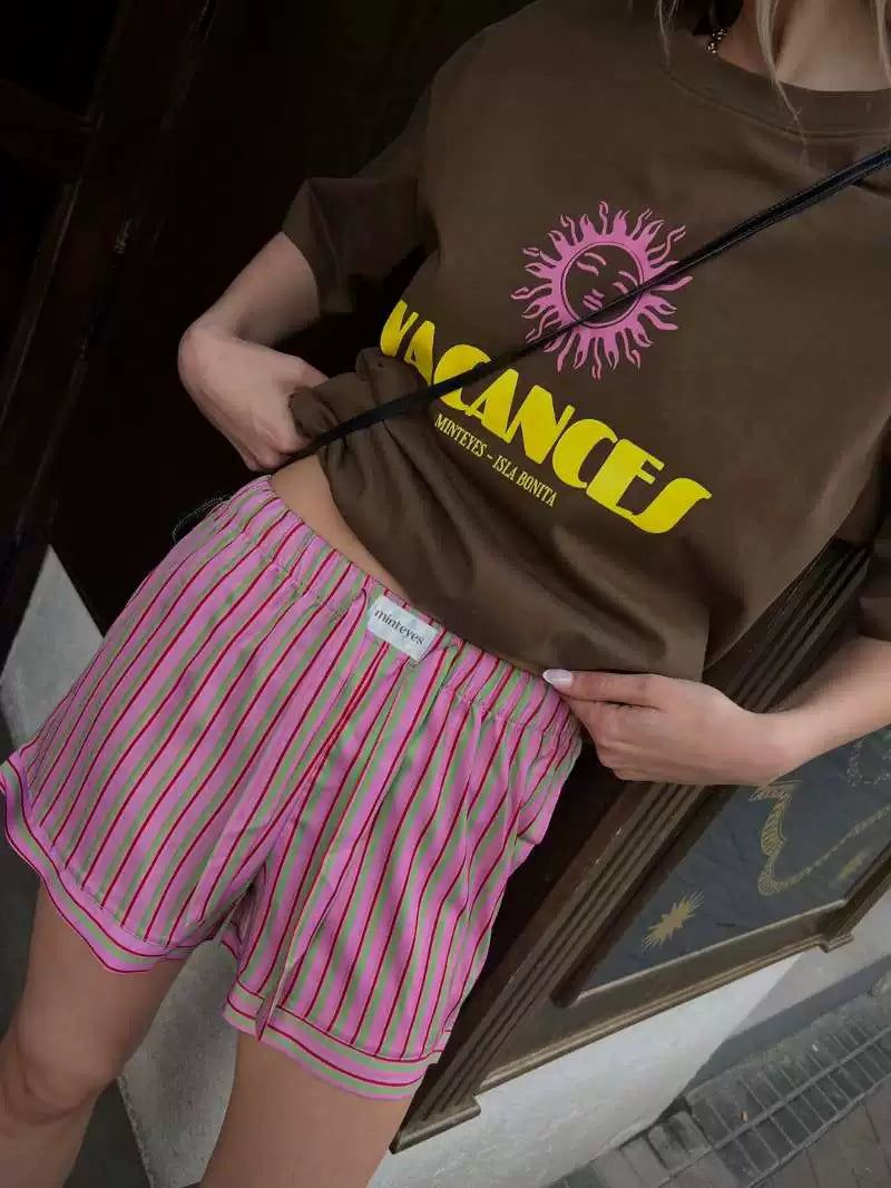LaPose - Zen Vacances Graphic Oversized T-Shirt - Brown Color