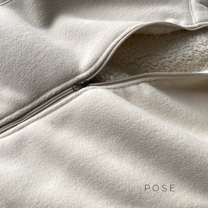 Zoee Plush Stand Collar Jacket [XA8AYAHB]