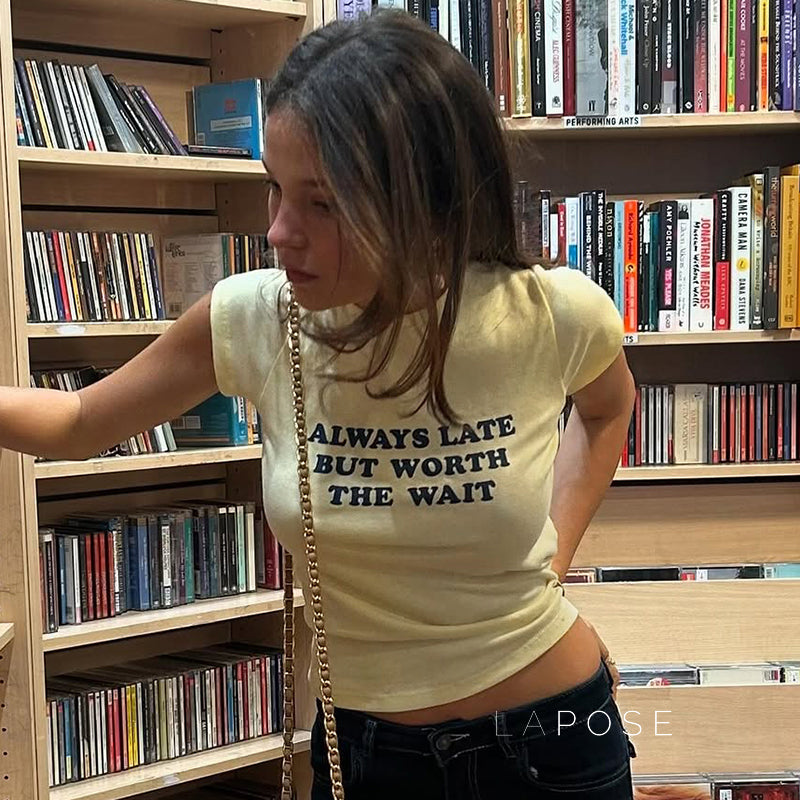 Zulay Letter Print Crop Top
