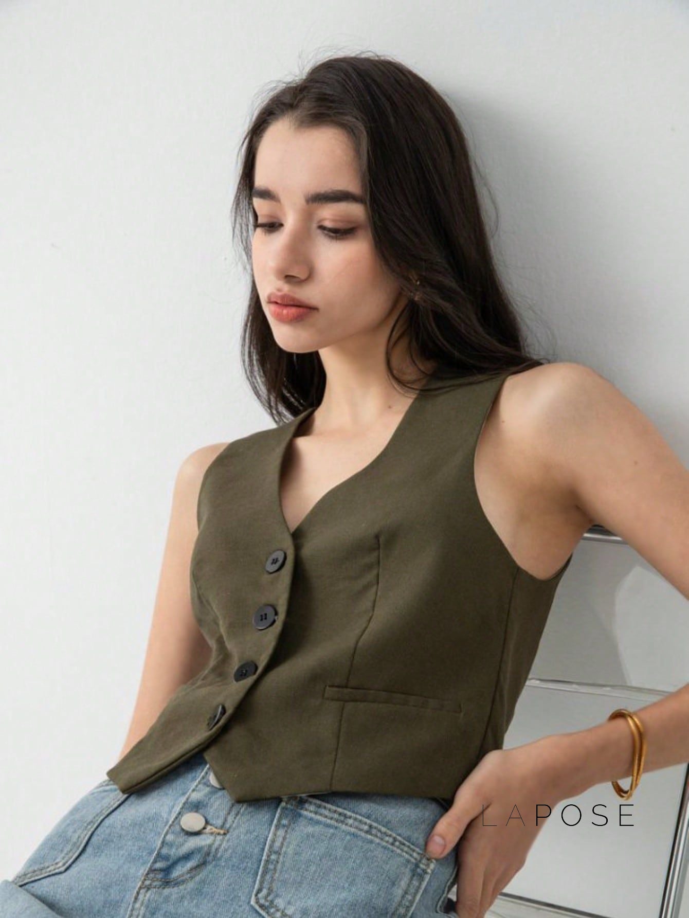 Zuri Cropped Button-Up Vest [TMJPCAGC]